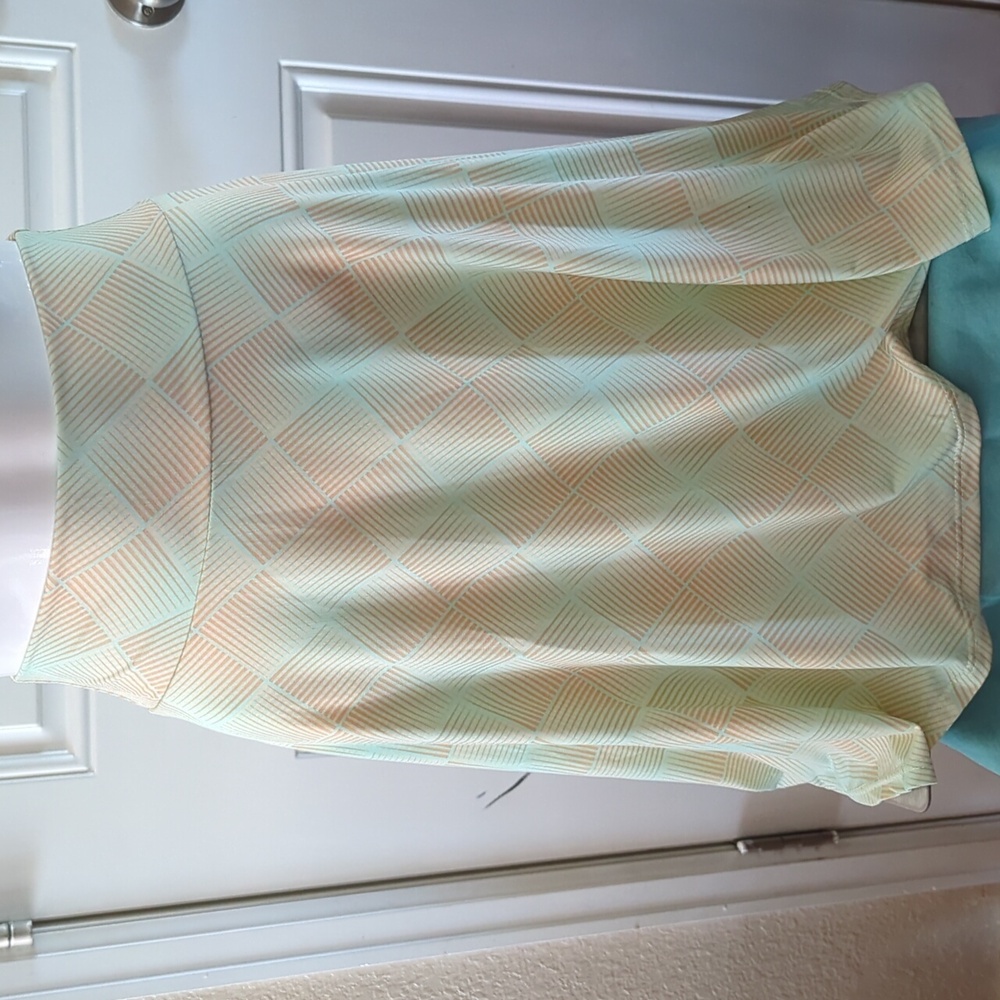 Girl's LuLaRoe Skirt 10